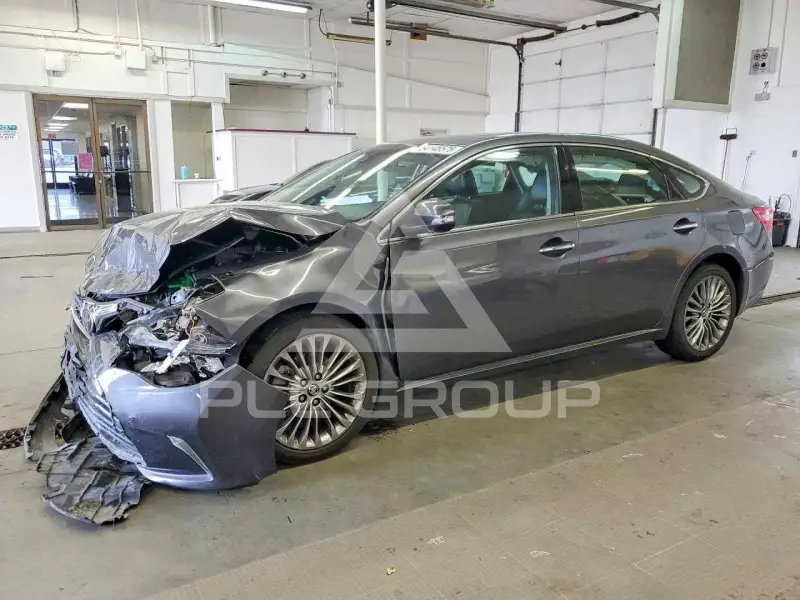 2016 Toyota AVALON photo