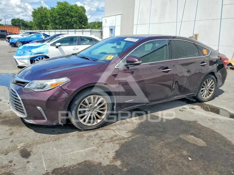 2016 Toyota AVALON photo