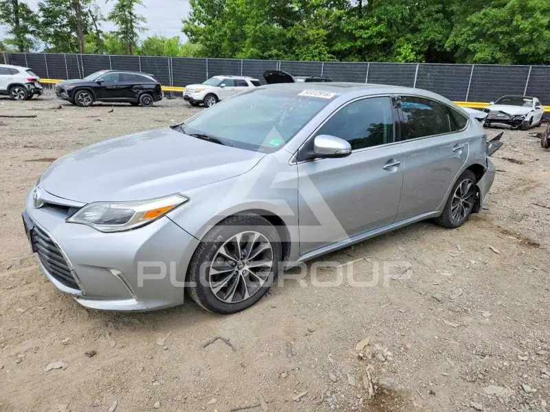 2016 Toyota AVALON фото