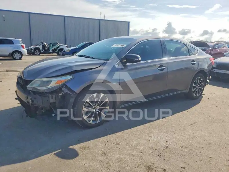 2016 Toyota AVALON photo