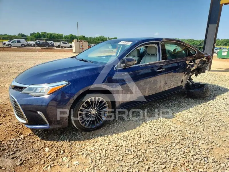 2016 Toyota AVALON photo
