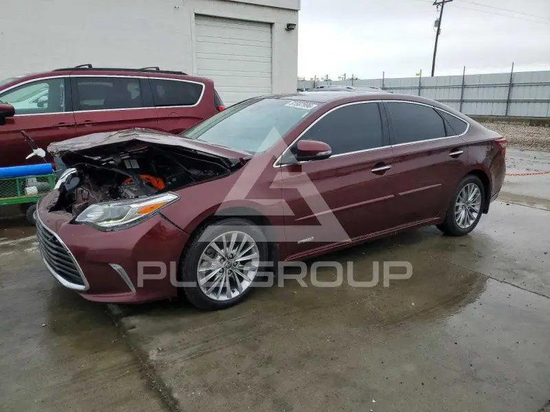 2016 Toyota AVALON photo
