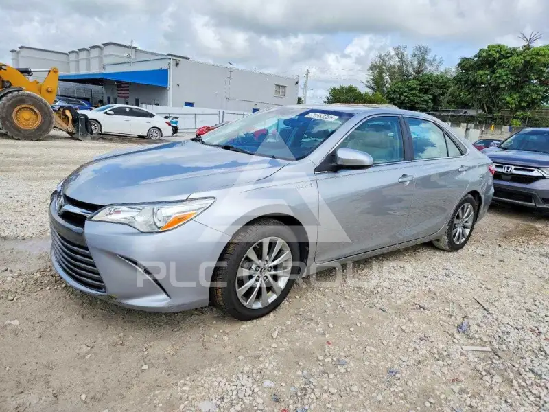 2016 Toyota CAMRY фото