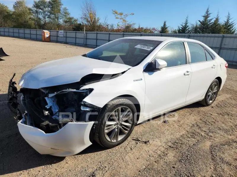2016 Toyota CAMRY фото