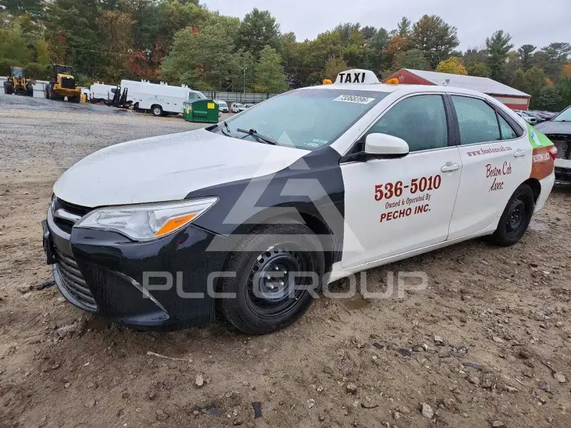 2016 Toyota CAMRY фото