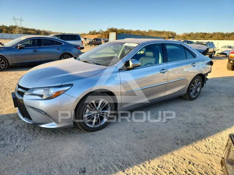 2016 Toyota CAMRY фото