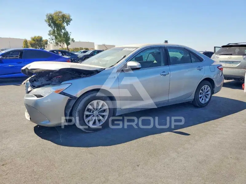 2016 Toyota CAMRY фото