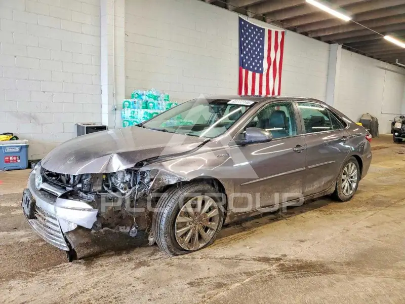 2016 Toyota CAMRY фото