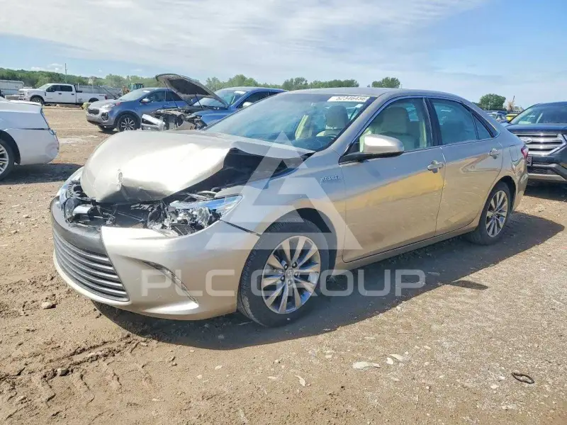 2016 Toyota CAMRY фото