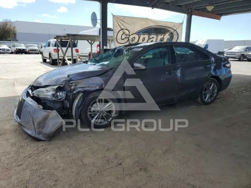 2016 Toyota CAMRY фото