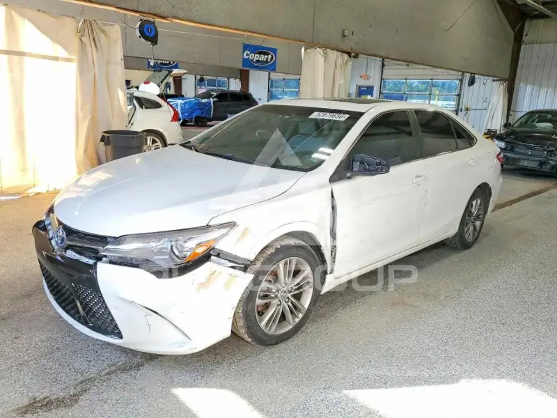 2016 Toyota CAMRY photo
