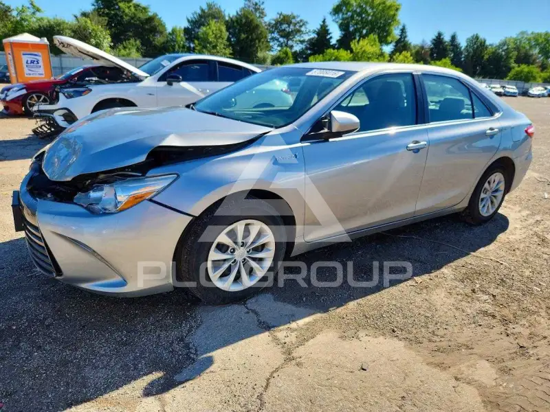 2016 Toyota CAMRY фото