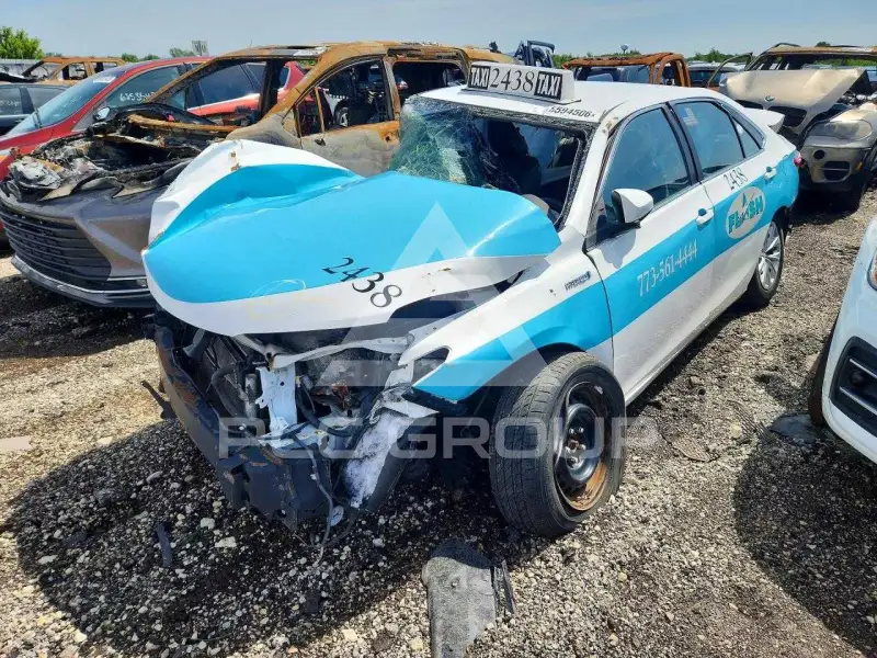2016 Toyota CAMRY фото