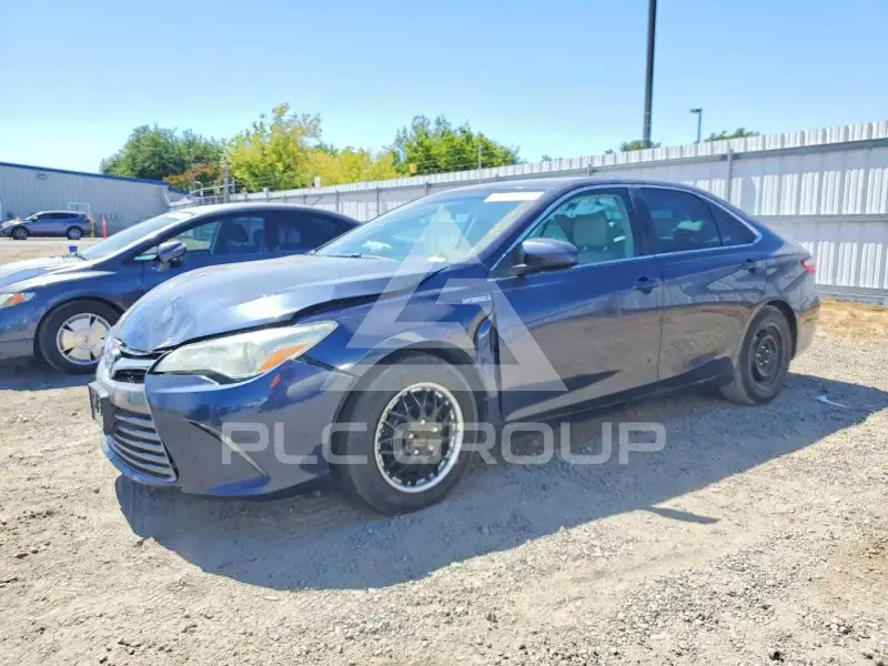 2016 Toyota CAMRY фото