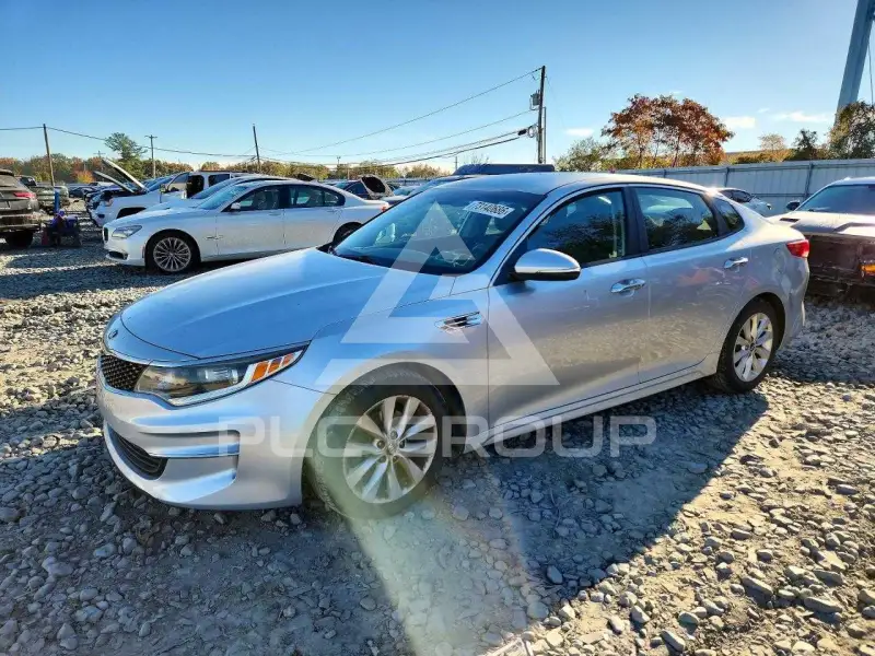 2016 KIA Optima photo