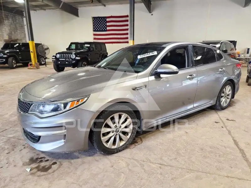 2016 KIA Optima фото