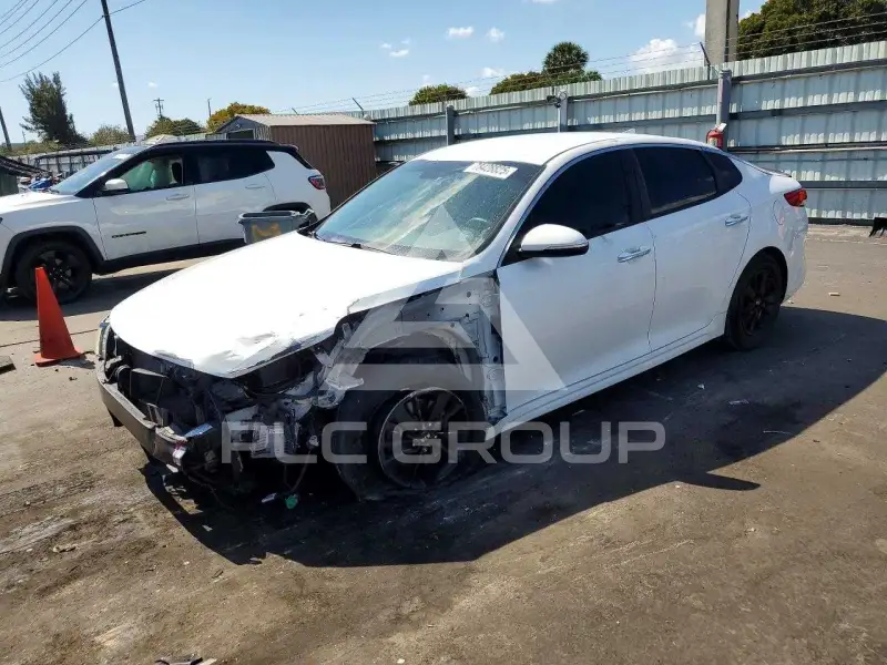 2016 KIA Optima photo