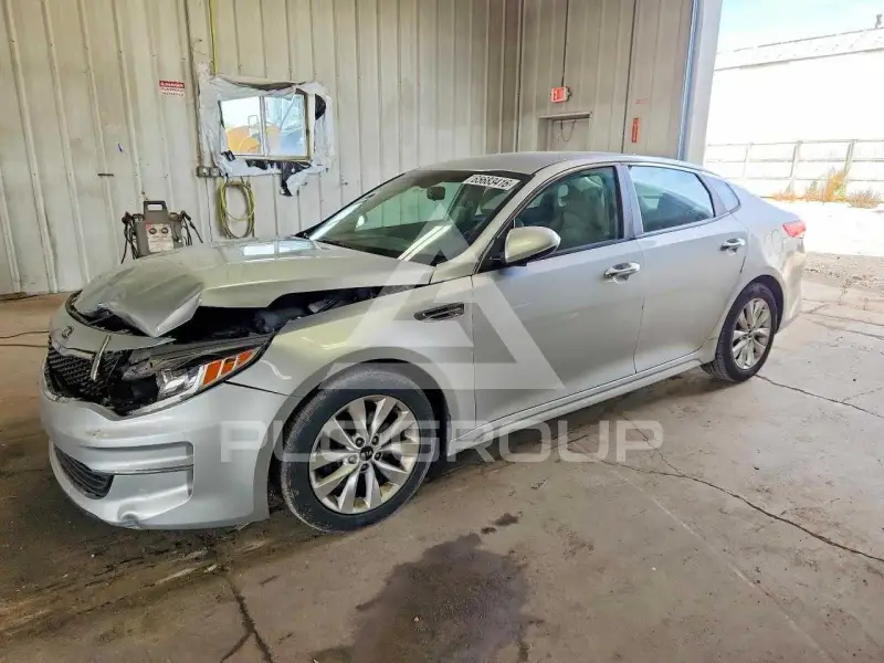 2016 KIA Optima photo