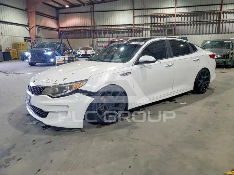 2016 KIA Optima photo