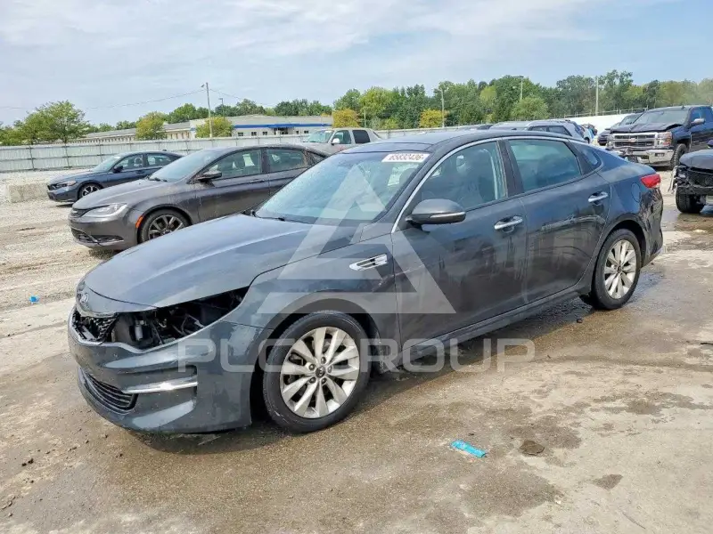 2016 KIA Optima photo