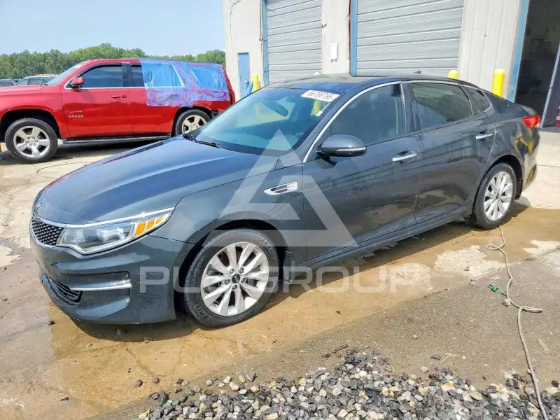 2016 KIA Optima photo