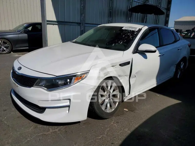 2016 KIA Optima photo