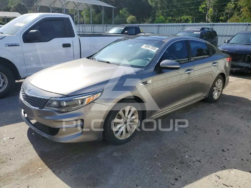 2016 KIA Optima photo