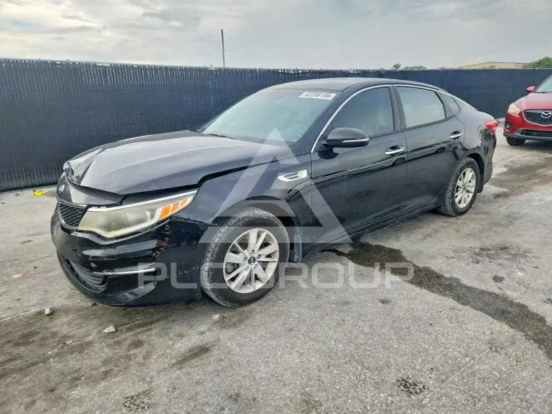 2016 KIA Optima photo