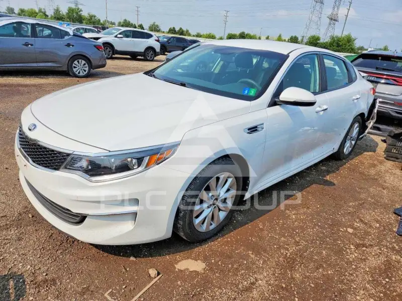 2016 KIA Optima photo