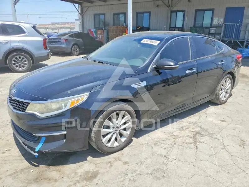 2016 KIA Optima photo