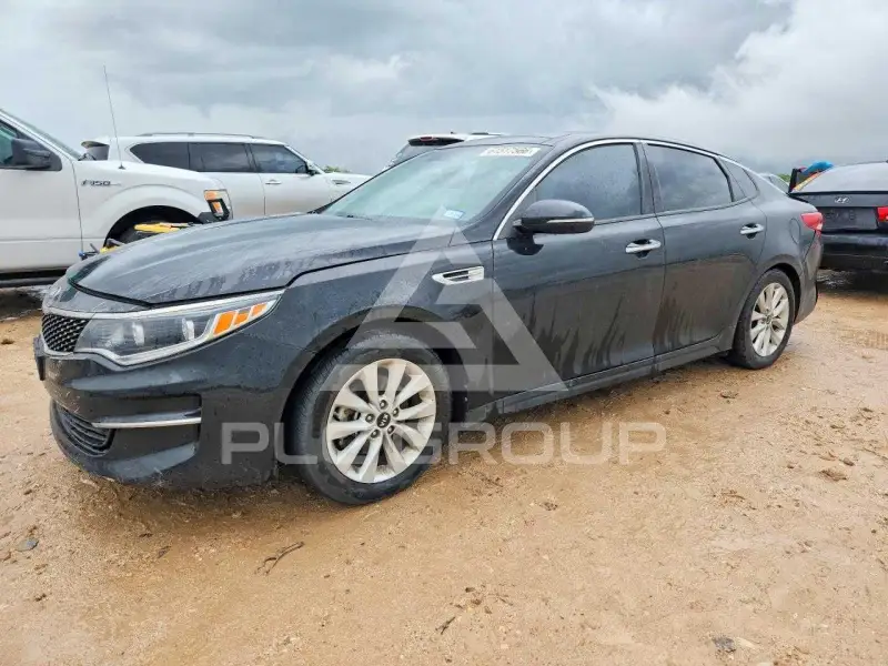2016 KIA Optima photo