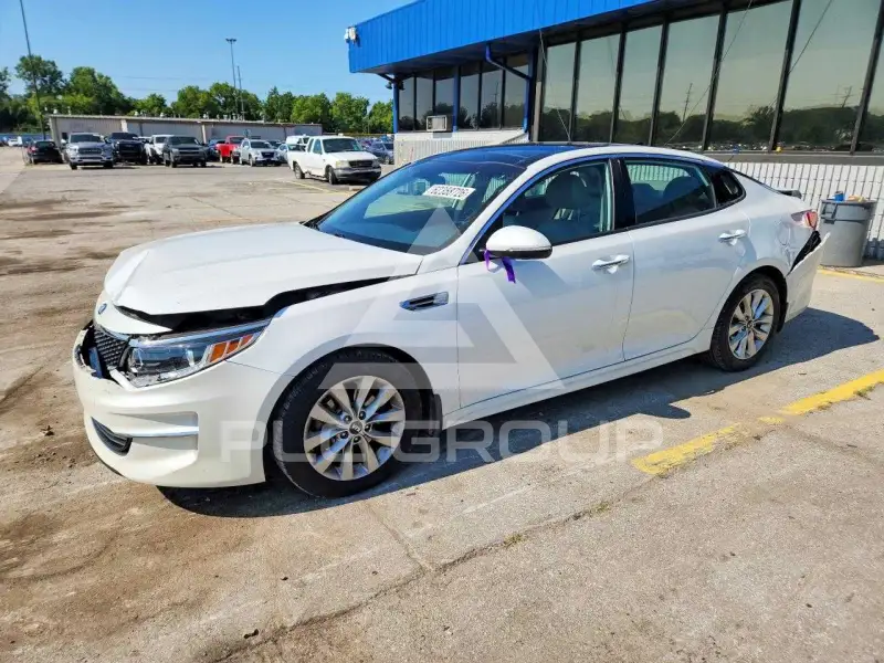 2016 KIA Optima photo