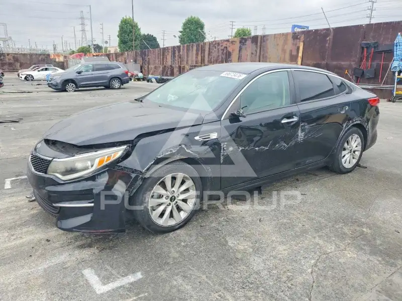 2016 KIA Optima photo
