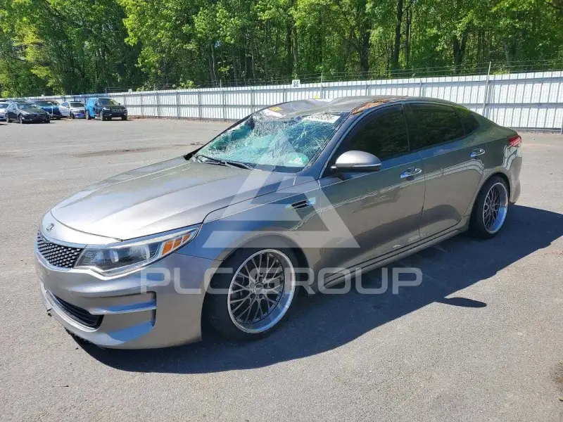 2016 KIA Optima фото
