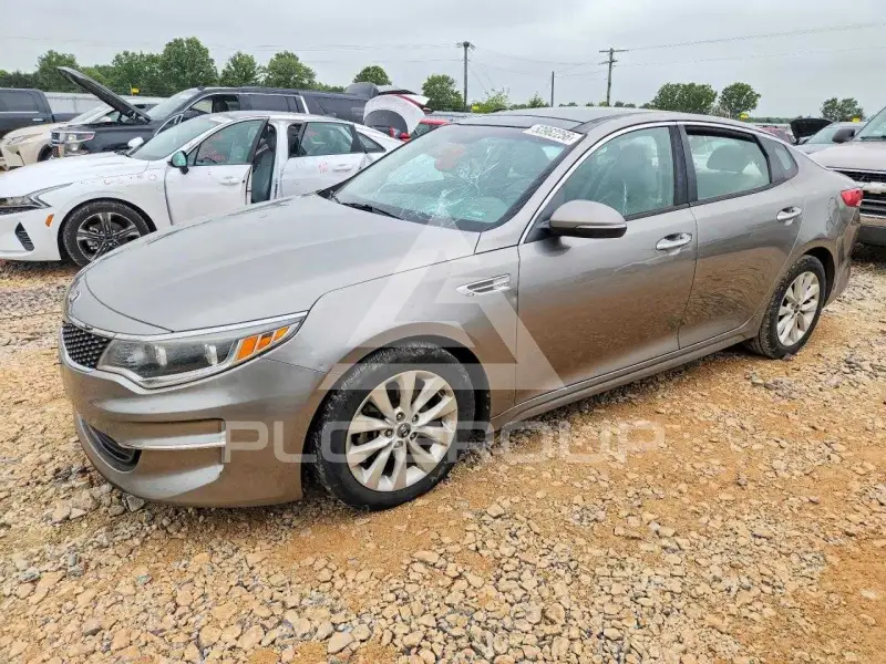 2016 KIA Optima фото