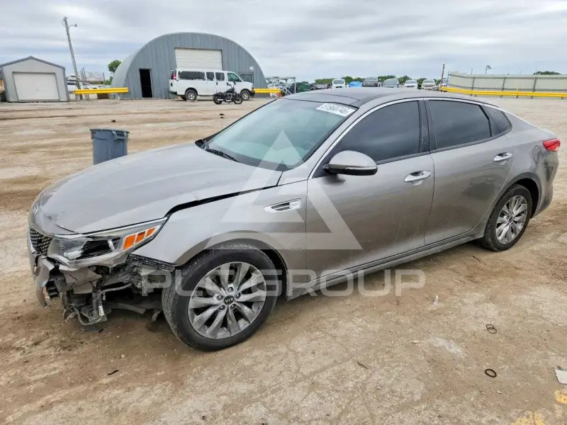 2016 KIA Optima фото