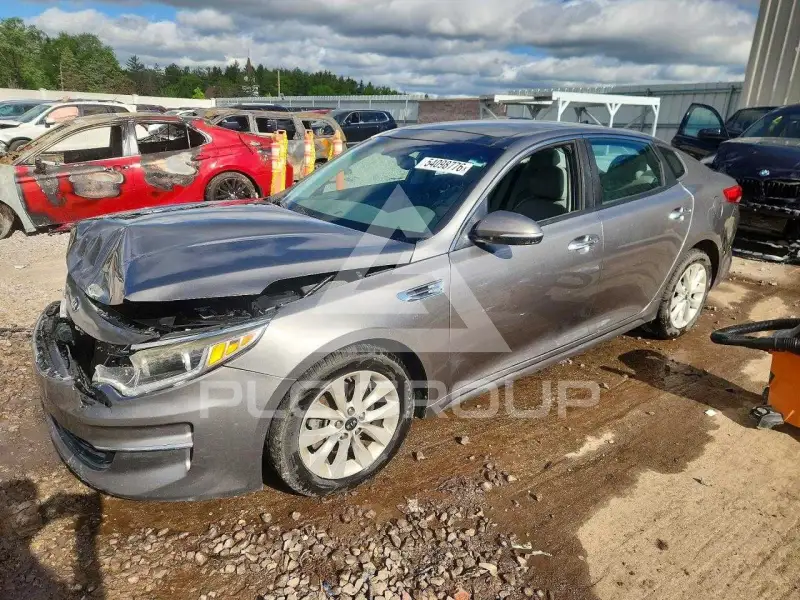 2016 KIA Optima photo