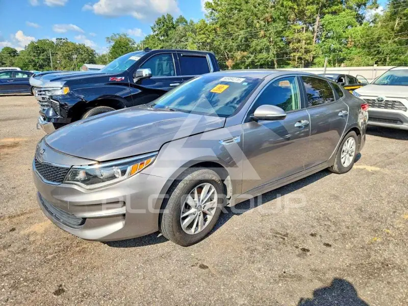 2016 KIA Optima photo
