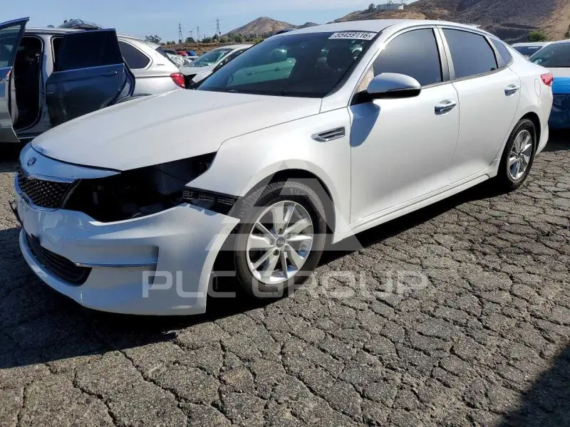 2016 KIA Optima photo