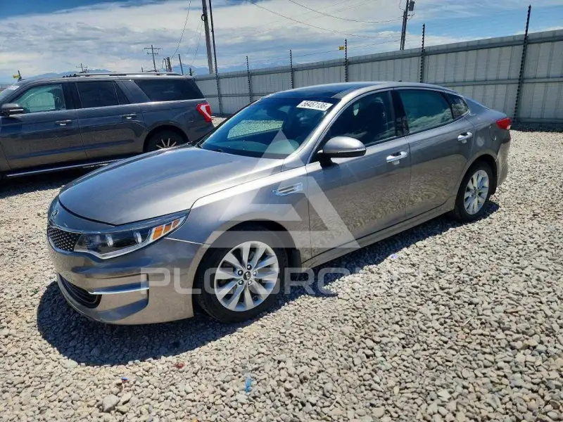 2016 KIA Optima photo