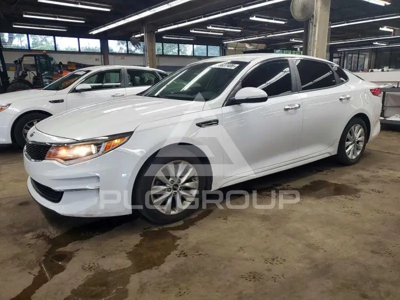 2016 KIA Optima фото