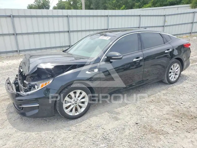 2016 KIA Optima photo