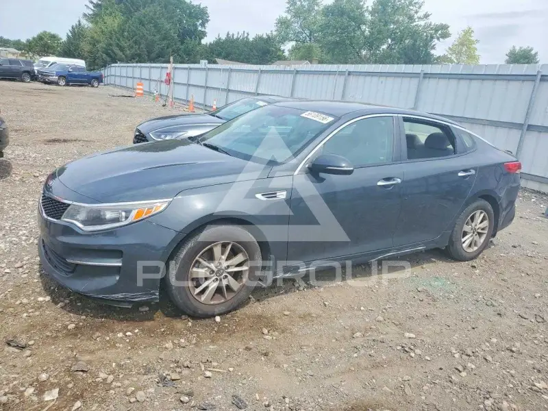 2016 KIA Optima photo