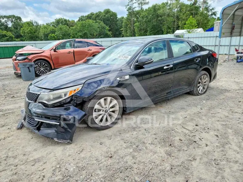 2016 KIA Optima photo