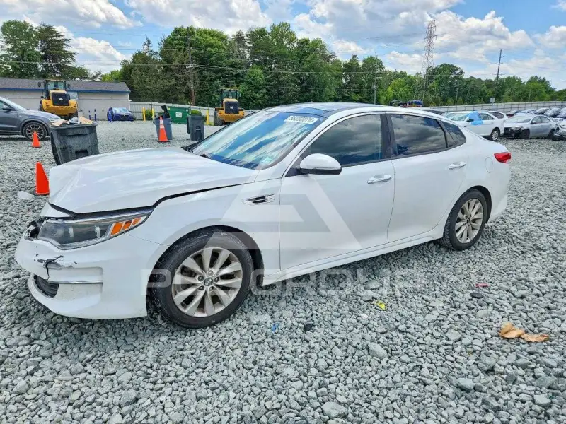 2016 KIA Optima photo