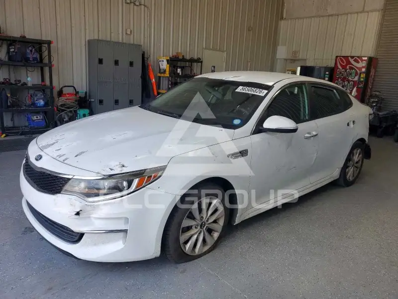 2016 KIA Optima фото