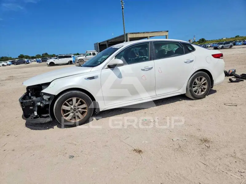 2016 KIA Optima photo
