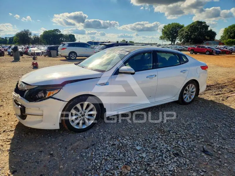 2016 KIA Optima photo