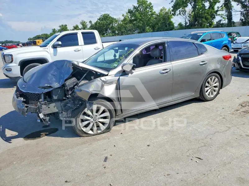 2016 KIA Optima фото