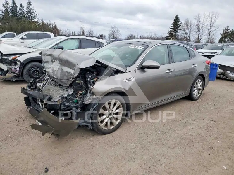 2016 KIA Optima photo